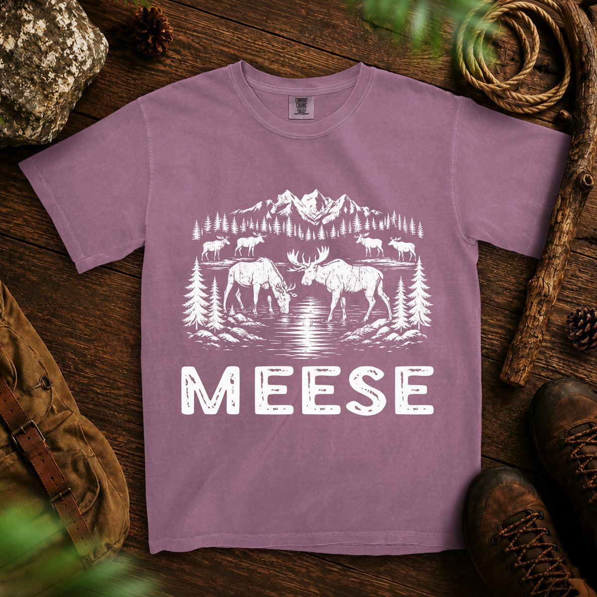 Meese T-shirt — Berry