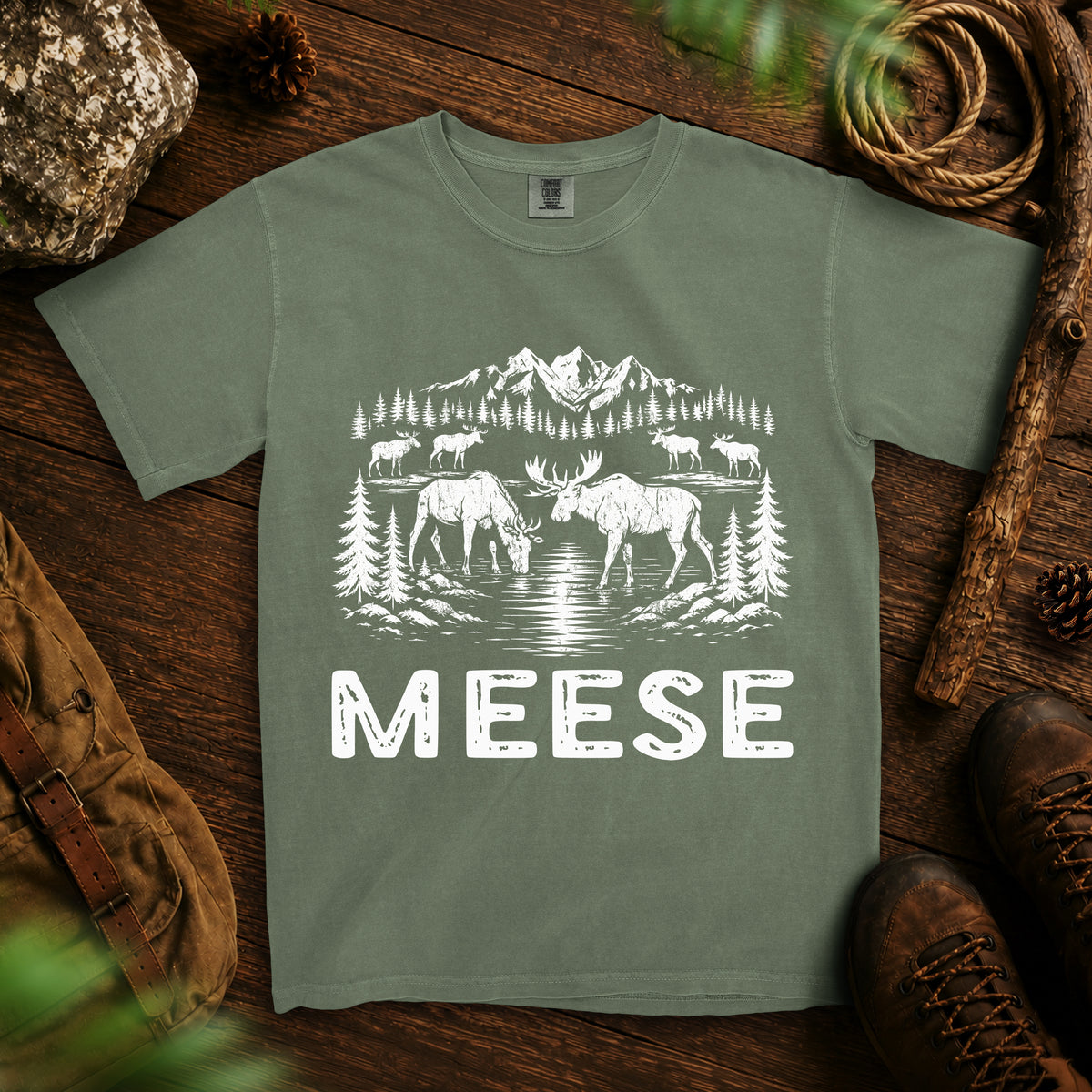 Meese T-shirt — Moss